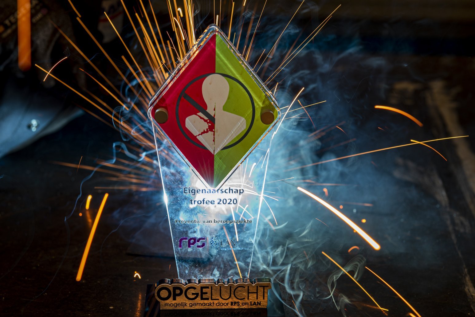 DAF receives important factory safety prize