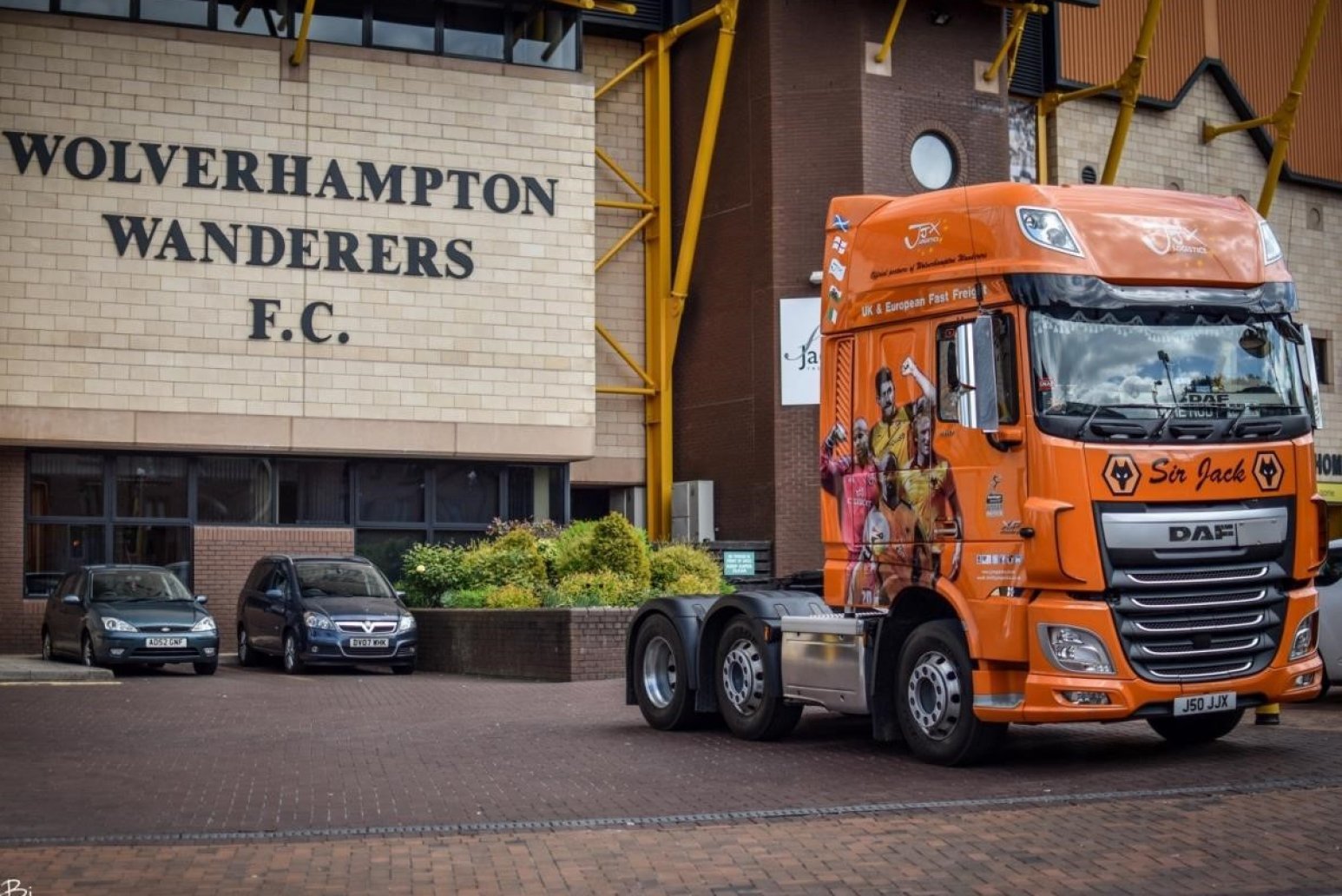 DAF stumps-up warranty package for JJX Logistics ‘Wolves’ truck auction