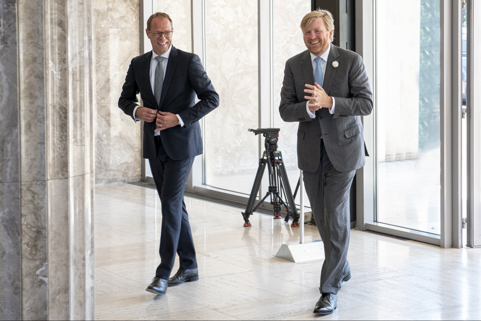 King Willem-Alexander visits DAF Trucks